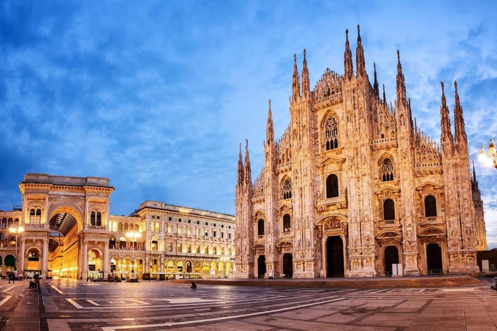 Duomo-San Babila-Tribunale Wifi-Netflix 밀라노 외부 사진